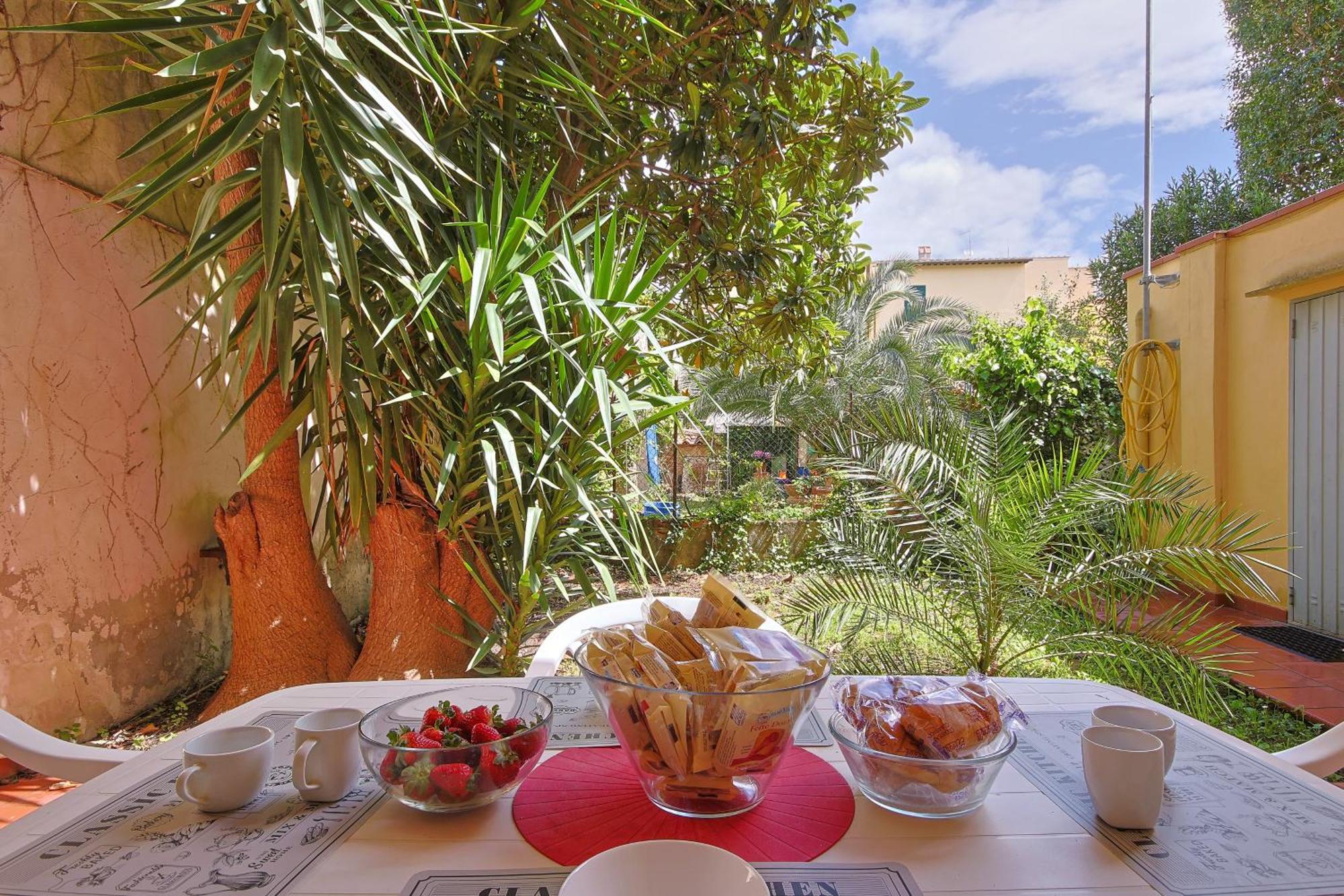 B&B Cristina Garden Пиза Экстерьер фото